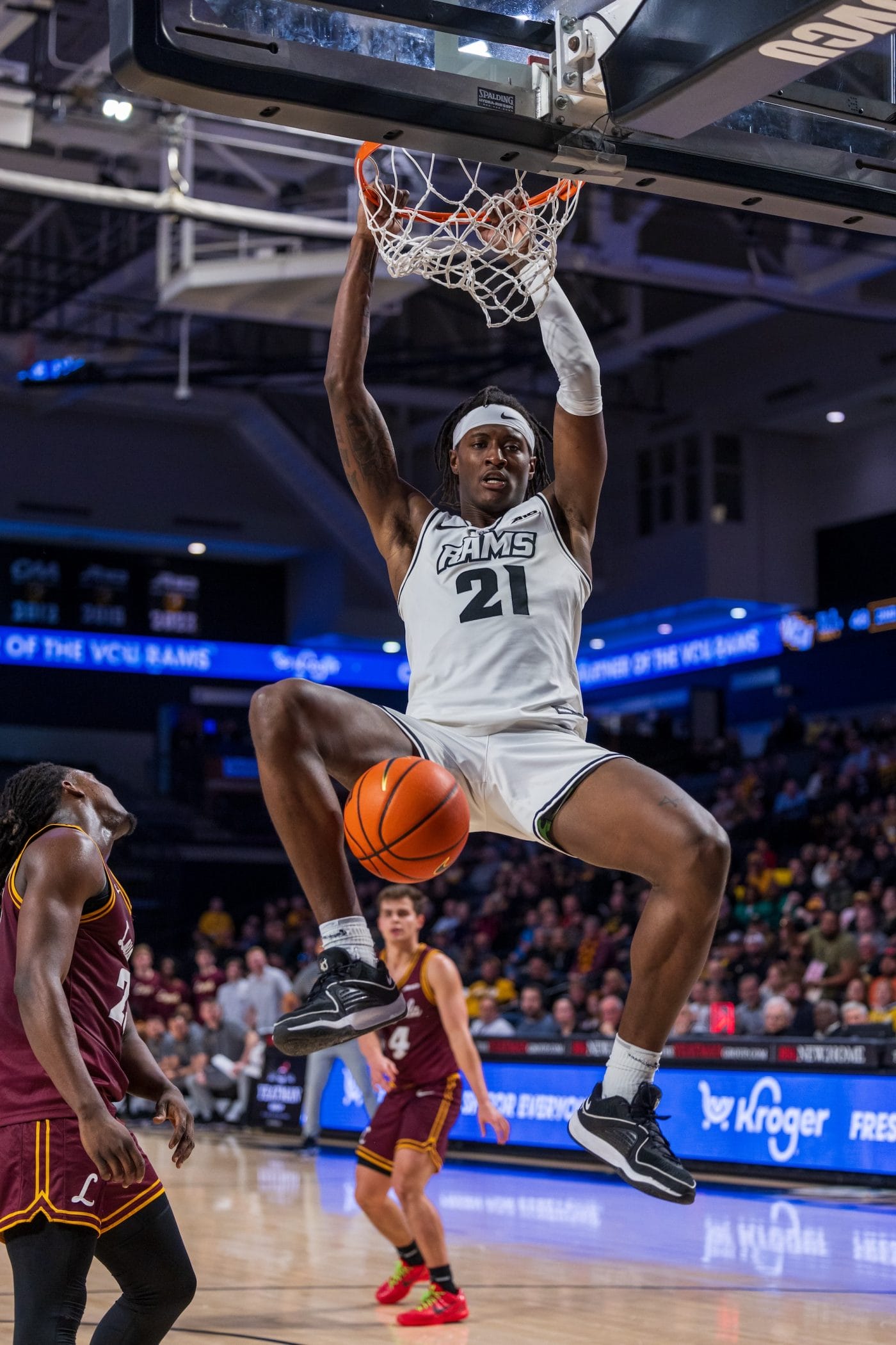 VCU beats Loyola Chicago in a highly physical Atlantic 10 match-up