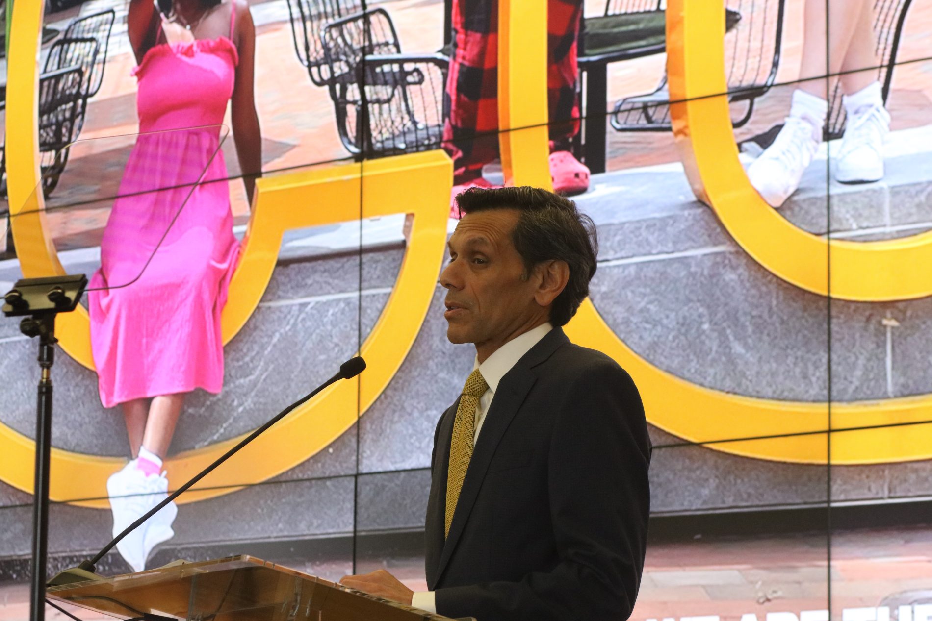Randy Valcin Lawmakers pass VCU Health leadership reform following development failure